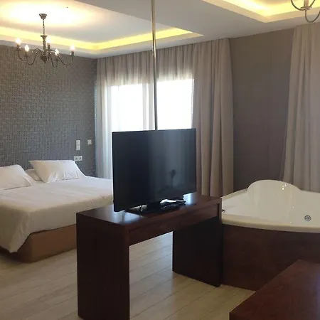 Otel Elegance Luxury Executive - Adults Only Tragaki