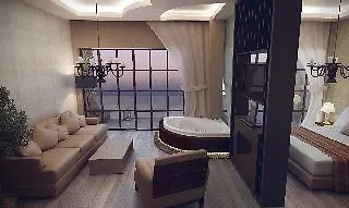 Elegance Luxury Executive - Adults Only Hotel Tragaki
