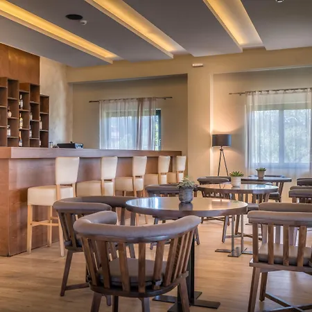 Szálloda Elegance Luxury Executive - Adults Only Tragáki